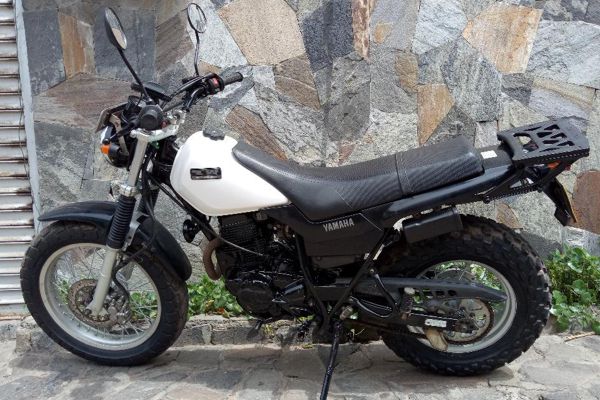 Yamaha TW 225